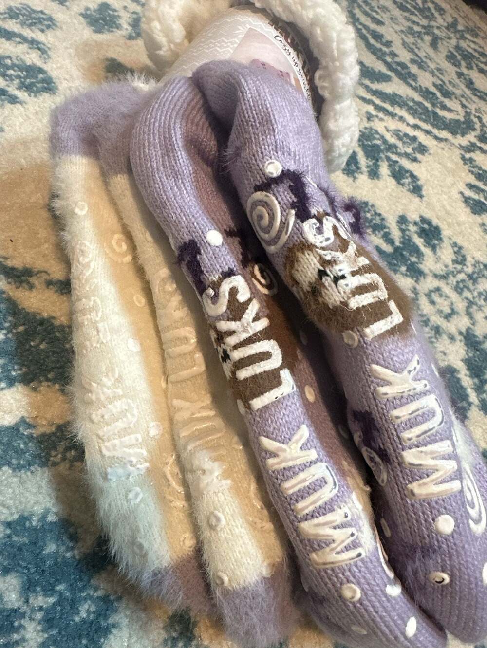 MUK LUKS Women's Cabin Socks 2-Pair Pack, Sloth & Cream, Size L/XL (8-10)
